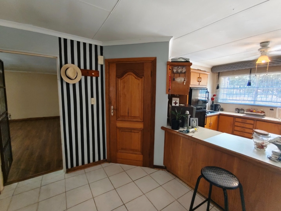 To Let 3 Bedroom Property for Rent in Uitsig Free State